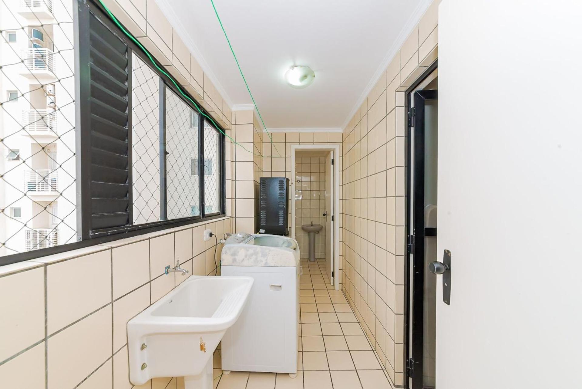 Apartamento Apto Quadra Mar 1sui 2qua A 50m Da - Somente Familiares *